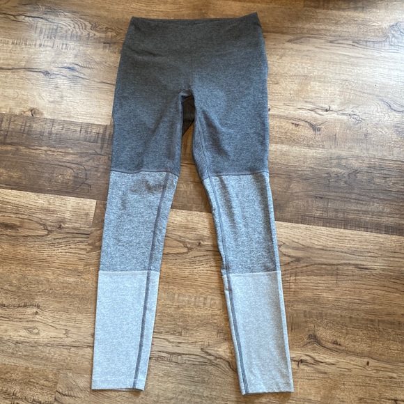 Outdoor Voices Leggings Small - Picture 1 of 3